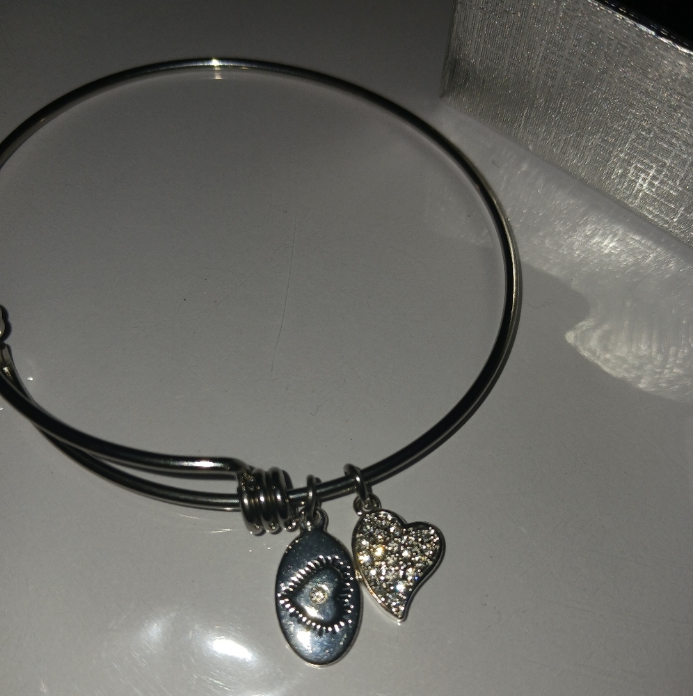 HEARTS- Rhinestone Heart Valentine Bundle. - Picture 6 of 10